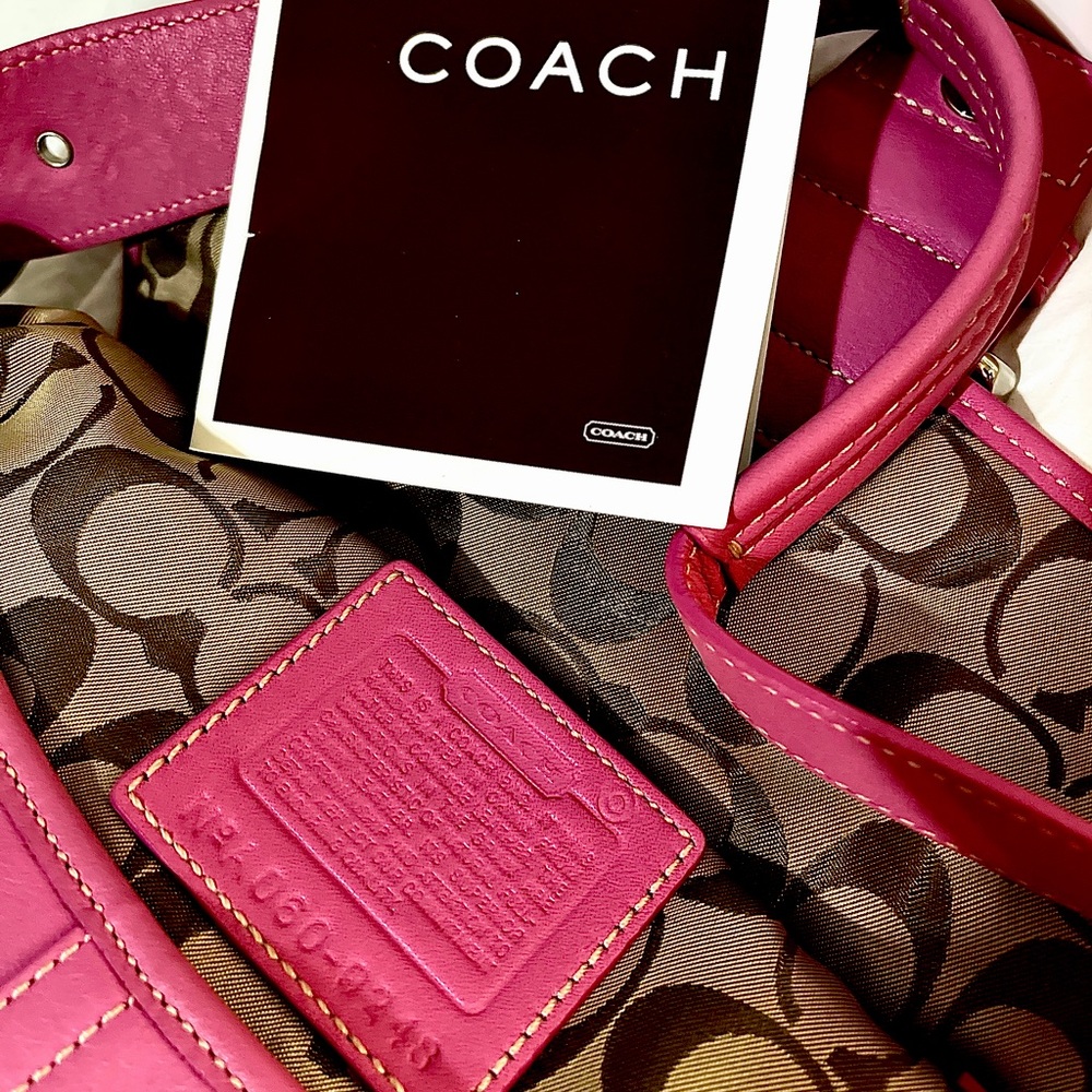 GENUINE LEATHER VINTAGE COACH BAG w SERIAL NUMBER